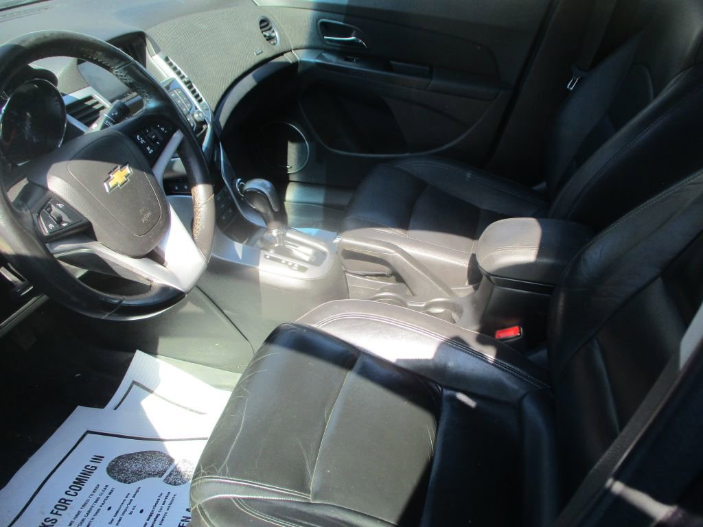 Used 2013 Chevrolet Cruze LTZ w/ Enhanced Safety Package FWD image 14