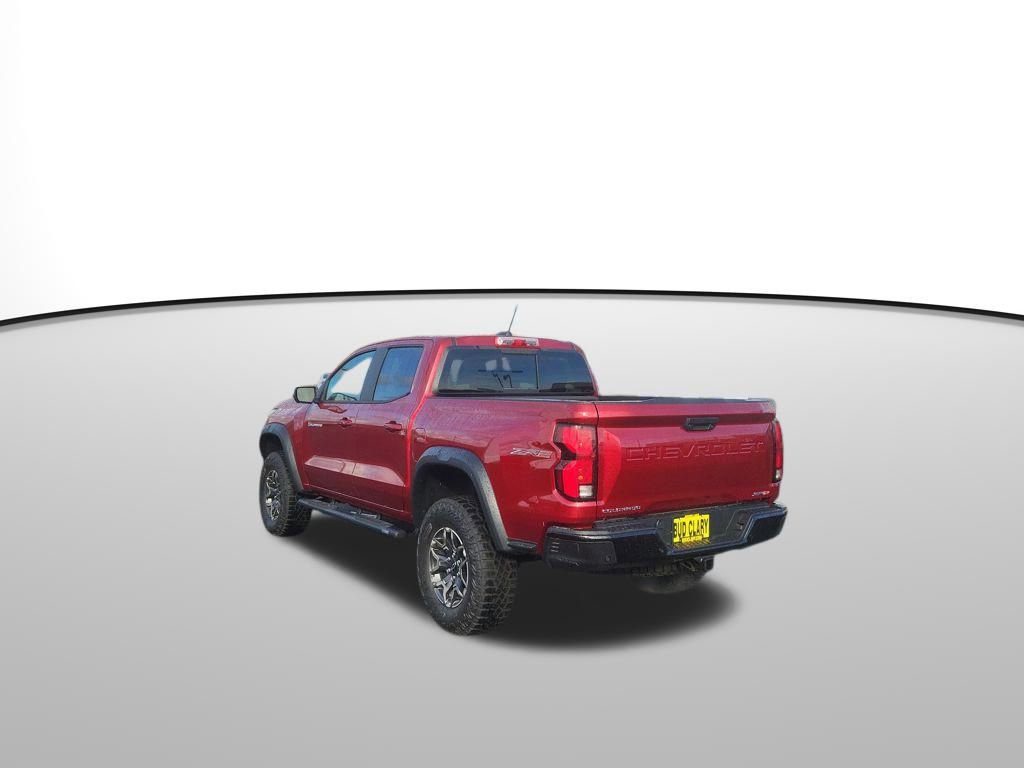 Used 2025 Chevrolet Colorado ZR2 image 3