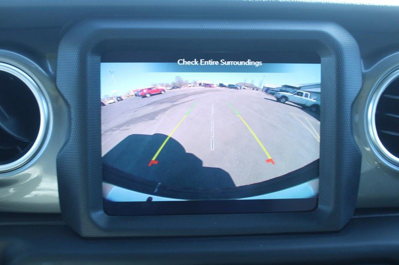 Used 2023 Jeep Wrangler Unlimited Sahara w/ Cold Weather Group image 21