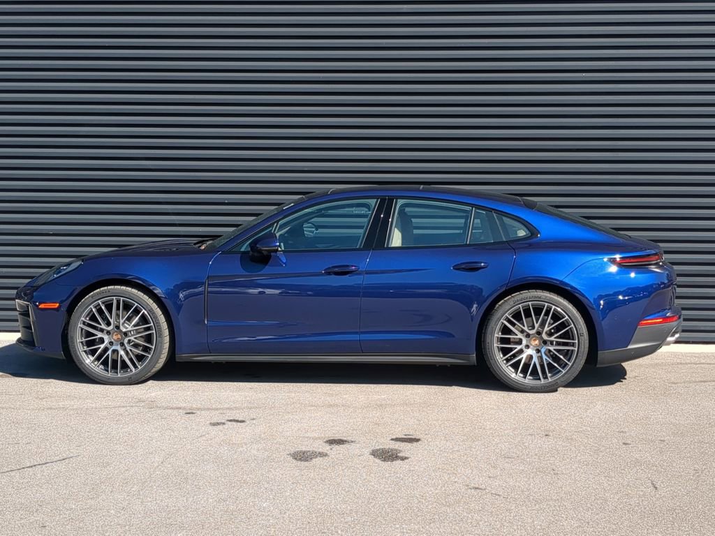 New 2026 Porsche Panamera image 2