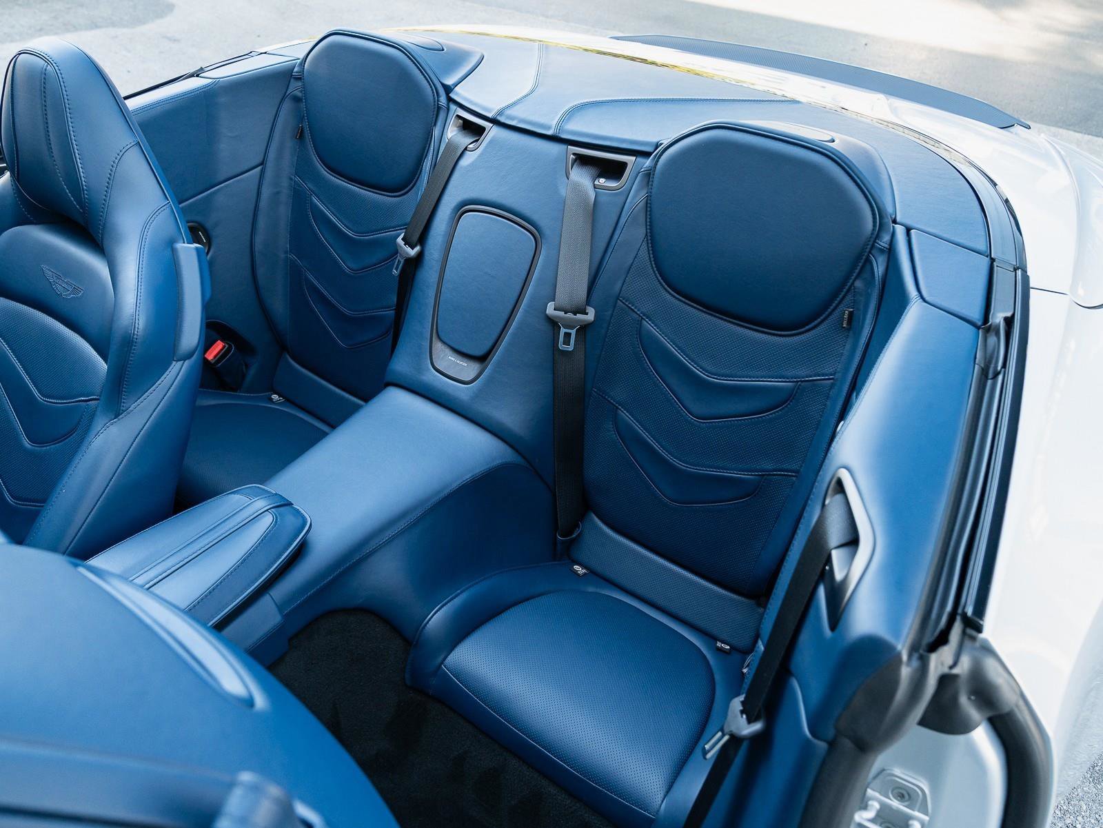 Used 2020 Aston Martin DBS Superleggera Volante image 10