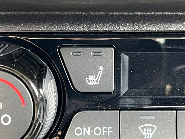 New 2026 Nissan Kicks SV w/ Cold Weather Package image 19