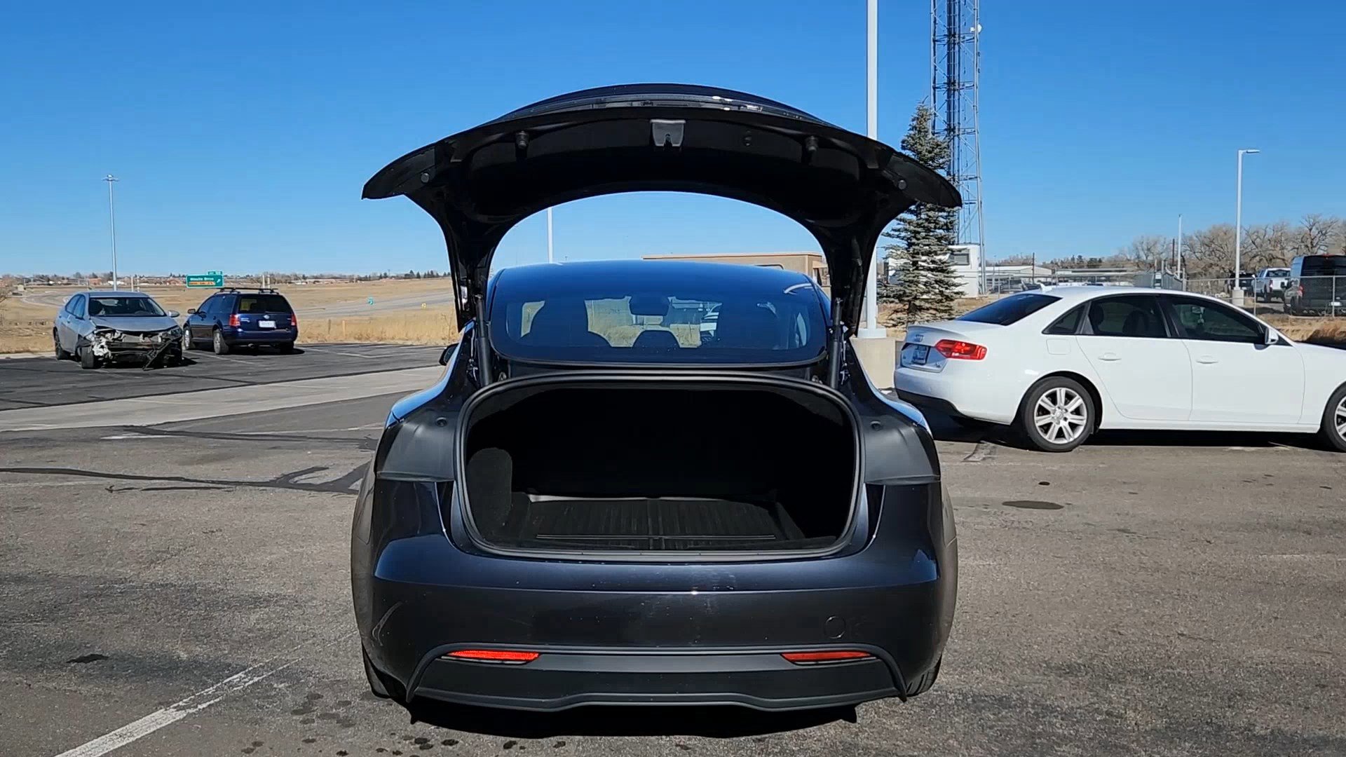 Used 2025 Tesla Model 3 Long Range image 18