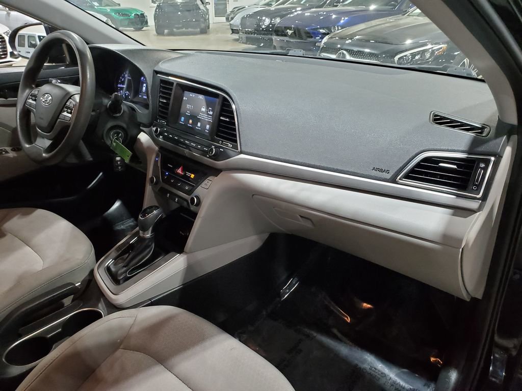 Used 2018 Hyundai Elantra SEL image 14