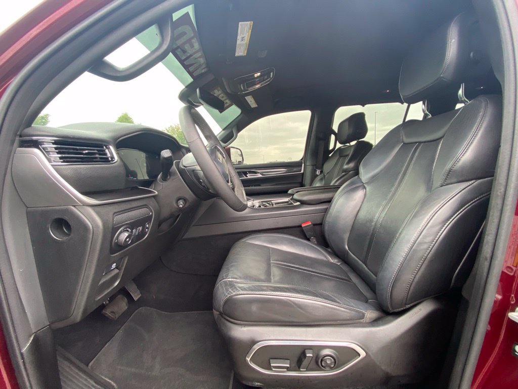 Used 2022 Jeep Wagoneer Series I w/ Convenience Group I AWD/4WD image 14