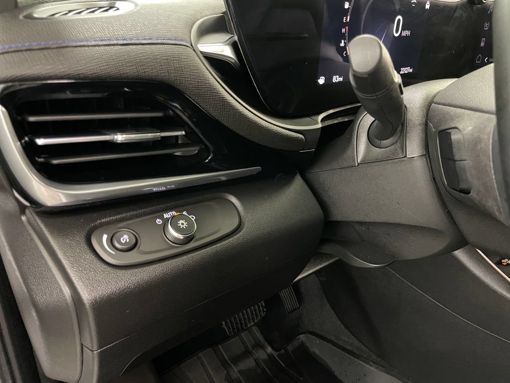 Certified 2024 Buick Envista Sport Touring w/ Convenience I Package FWD image 24