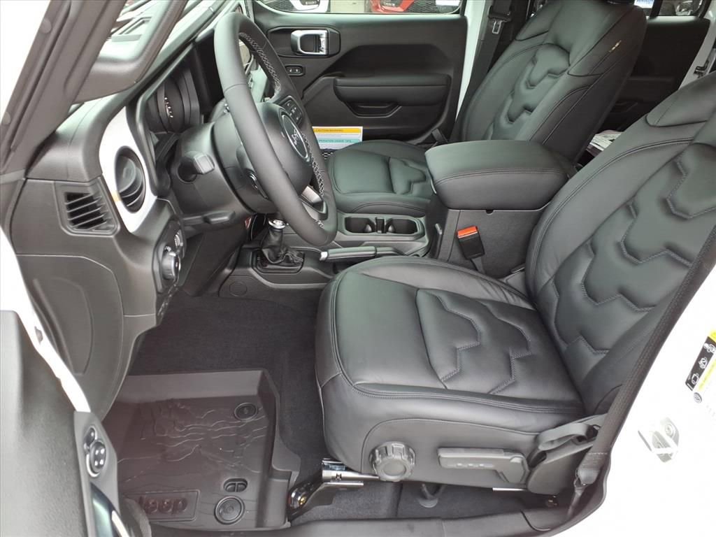 New 2025 Jeep Wrangler Willys image 13