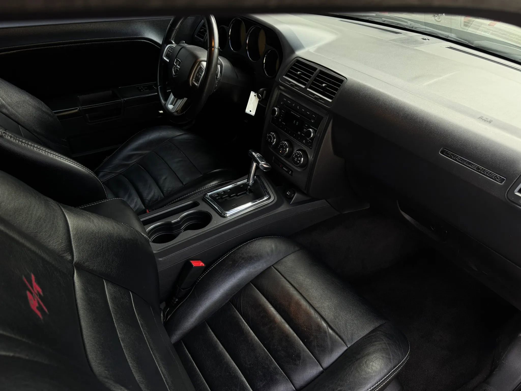 Used 2012 Dodge Challenger R/T RWD image 18