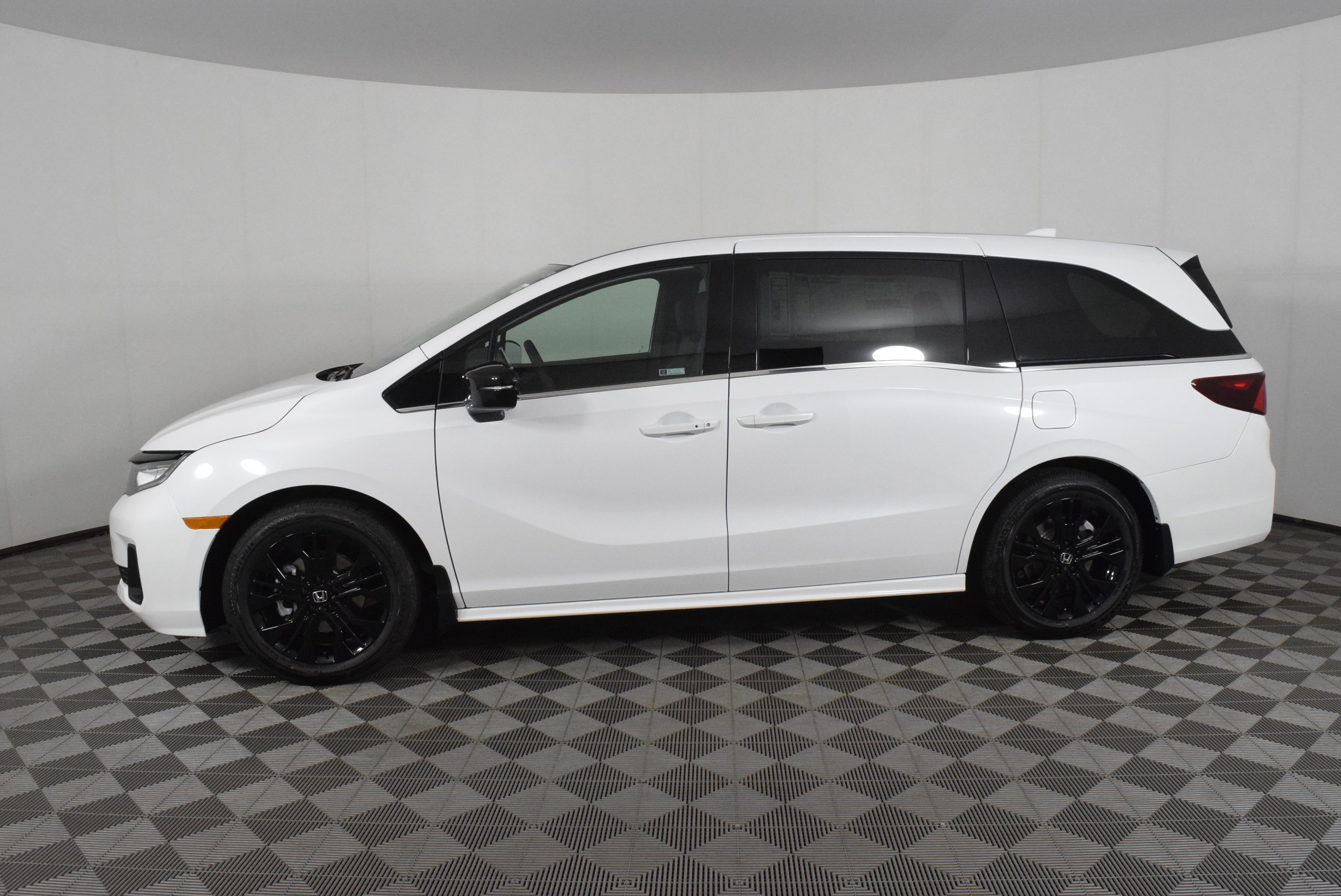New 2026 Honda Odyssey Sport-L image 9