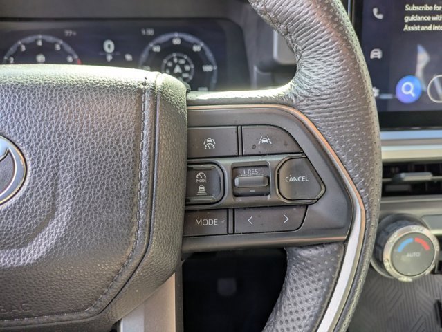 Used 2025 Toyota Tacoma TRD Off-Road image 15