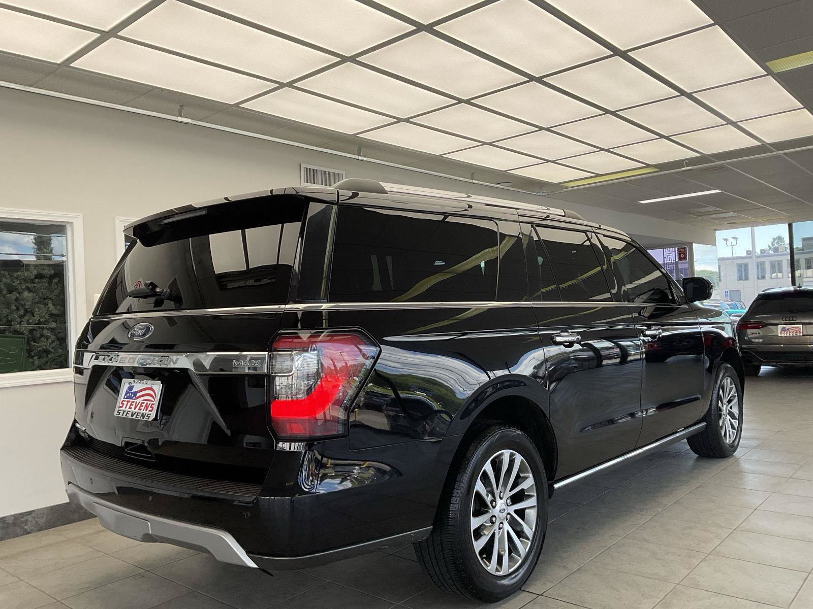 Used 2018 Ford Expedition Max Limited AWD/4WD image 5