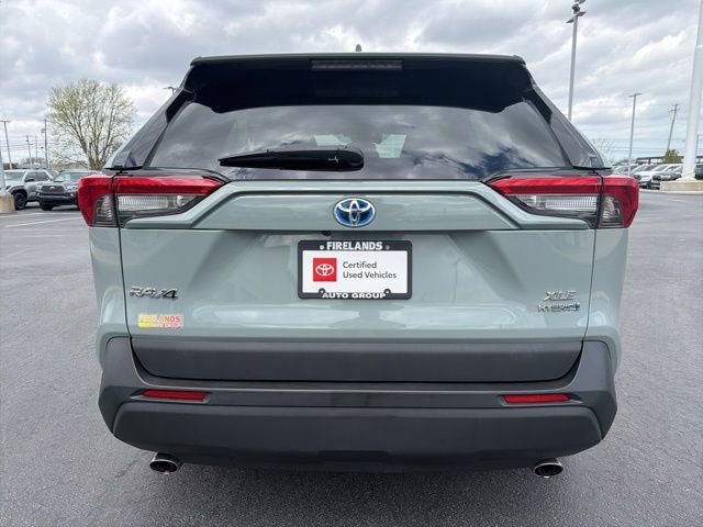 Used 2021 Toyota RAV4 XLE w/ Convenience Package image 6