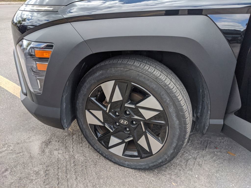 Used 2024 Hyundai Kona SEL image 29
