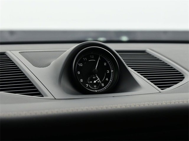 New 2026 Porsche Macan image 14