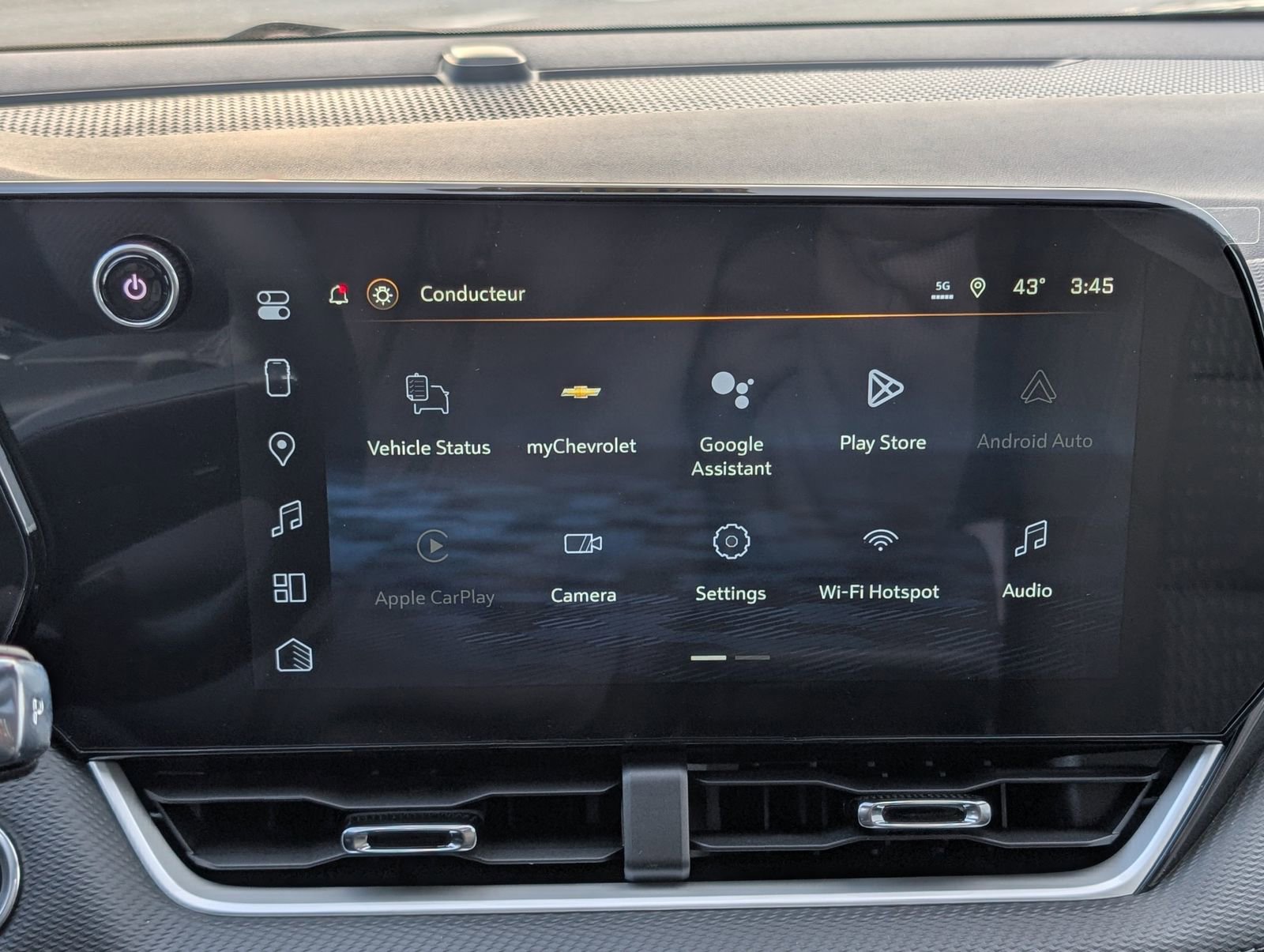 New 2026 Chevrolet Equinox LT w/ Safety and Technology Package image 21