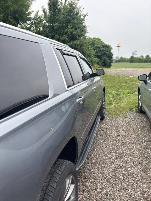 Used 2019 Chevrolet Suburban Premier AWD/4WD image 12