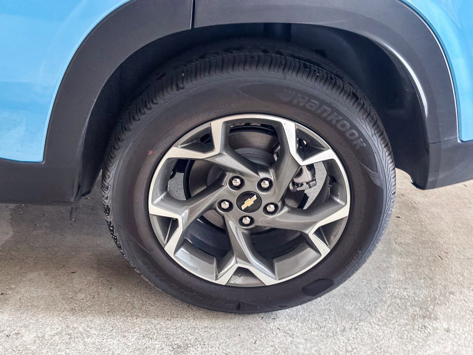 Used 2025 Chevrolet Trax LT w/ Driver Confidence Package image 13