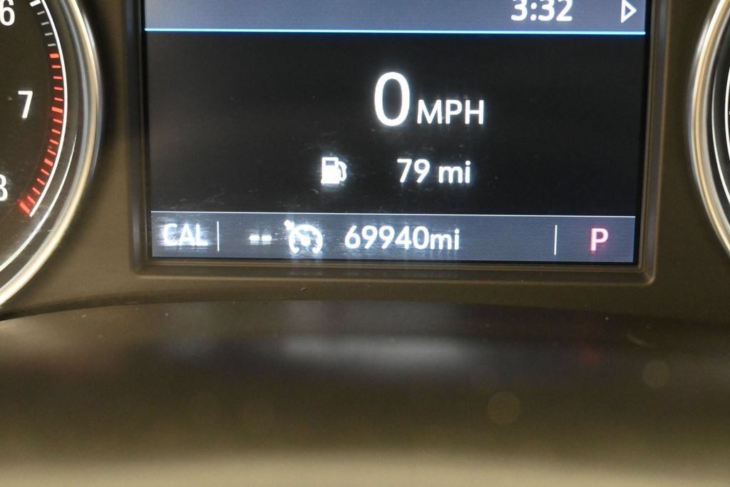 Used 2020 Buick Enclave Essence FWD image 26