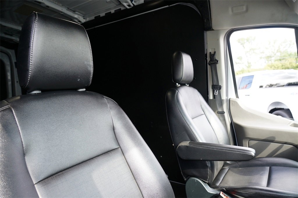 Used 2023 Ford Transit 250 Medium Roof AWD w/ Load Area Protection Package image 12
