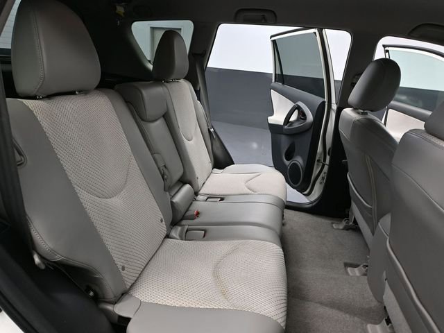 Used 2012 Toyota RAV4 EV FWD image 37