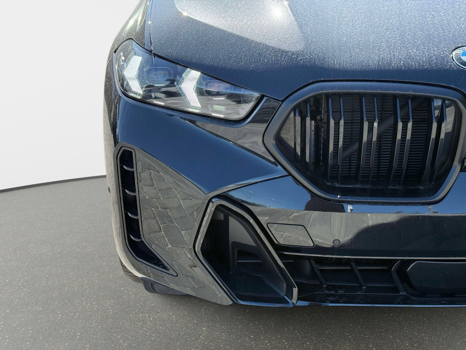 Used 2024 BMW X6 M60i AWD/4WD image 10
