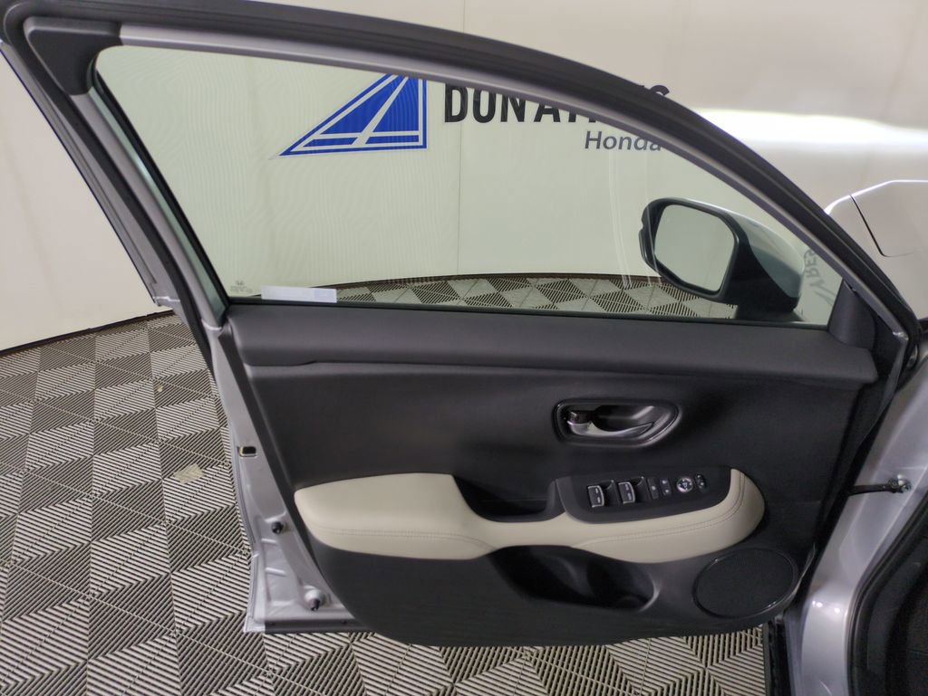 New 2026 Honda HR-V EX-L image 10