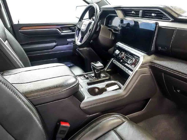Certified 2024 GMC Sierra 1500 Denali w/ Denali Reserve Package AWD/4WD image 38