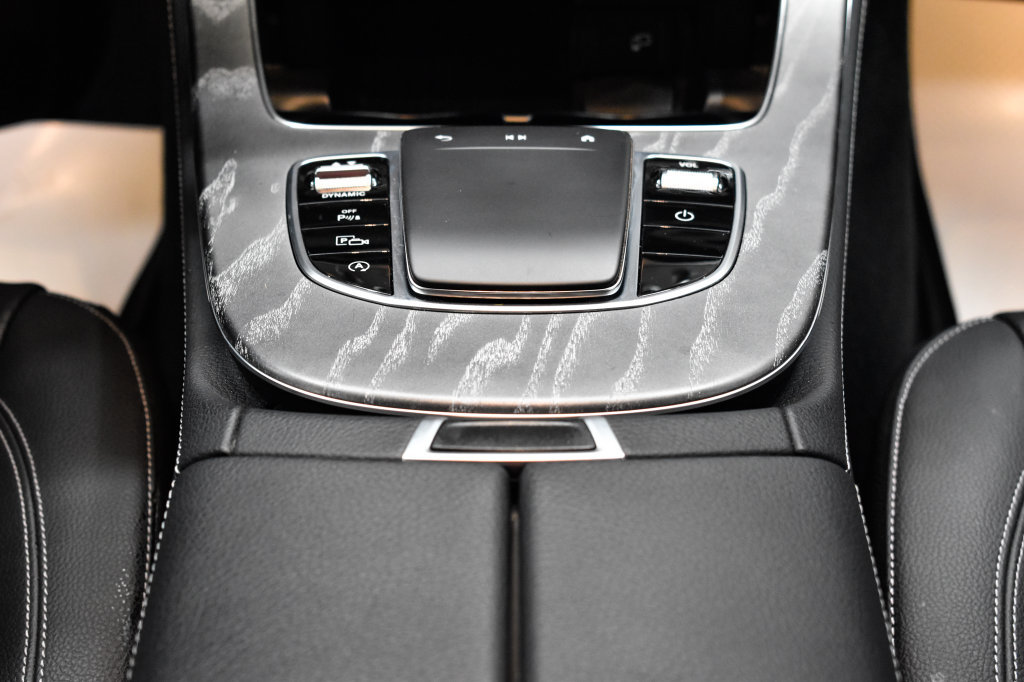Certified 2021 Mercedes-Benz E 350 4MATIC Sedan image 28