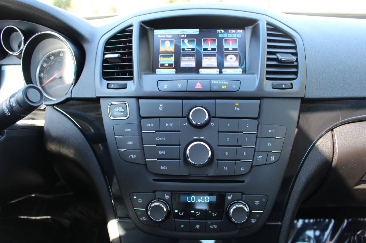 Used 2013 Buick Regal Premium FWD image 29