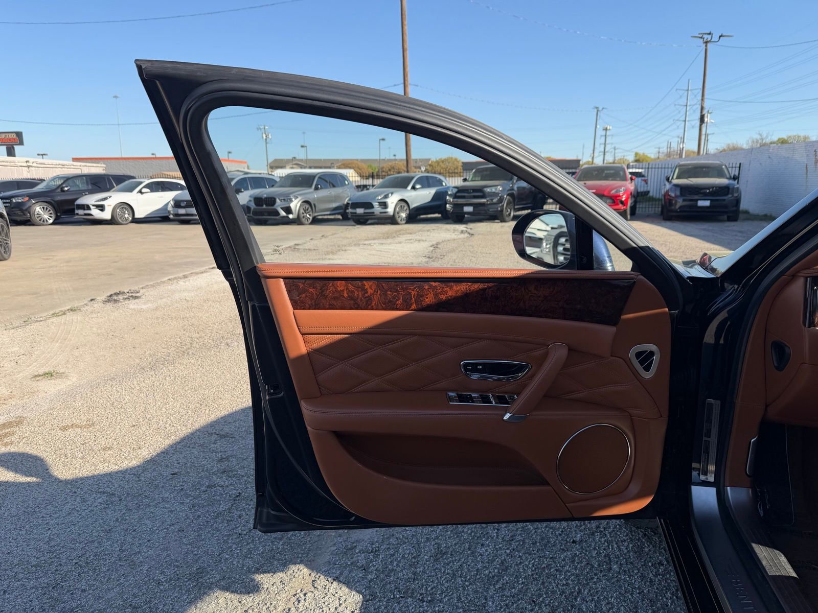 Used 2016 Bentley Flying Spur V8 image 17