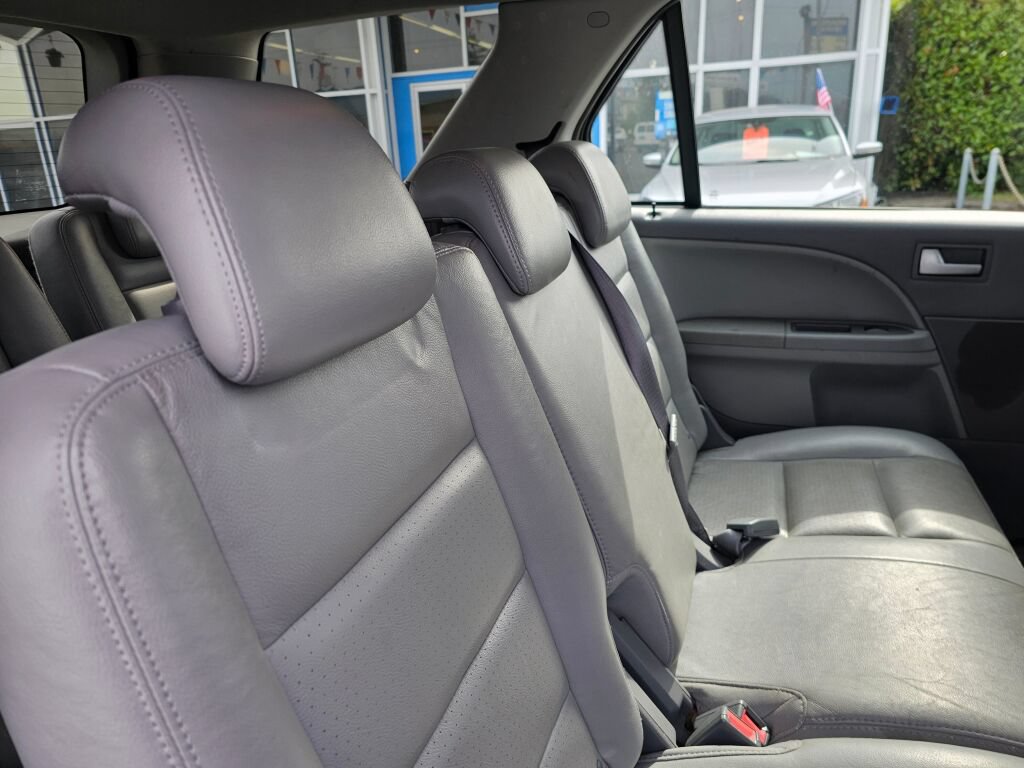 Used 2006 Ford Freestyle SEL AWD/4WD image 16