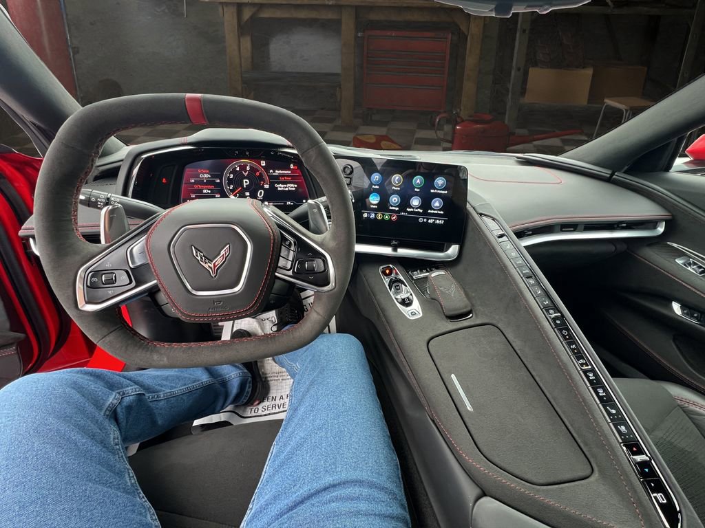 Used 2021 Chevrolet Corvette Stingray w/ Z51 Performance Package image 19