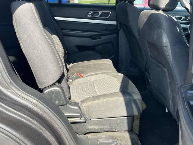 Used 2017 Ford Explorer XLT FWD image 22