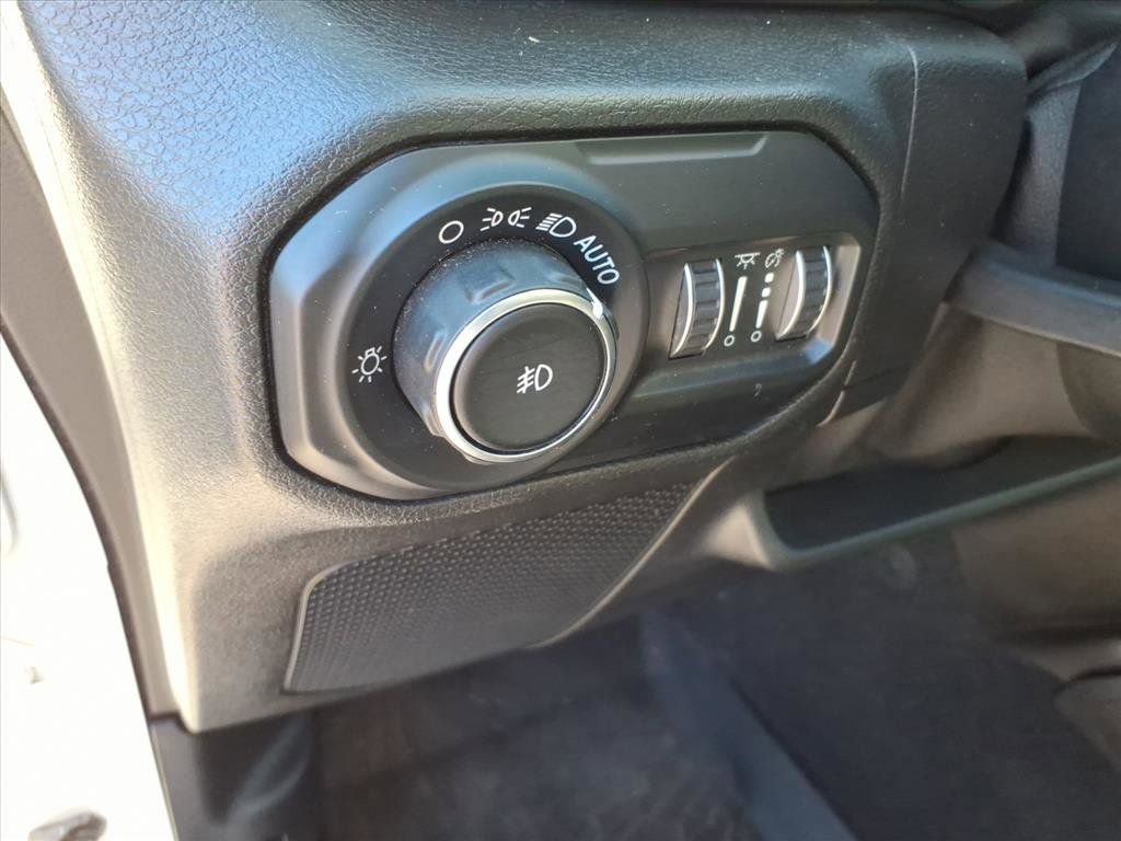 Used 2020 Jeep Wrangler Unlimited Sport image 25