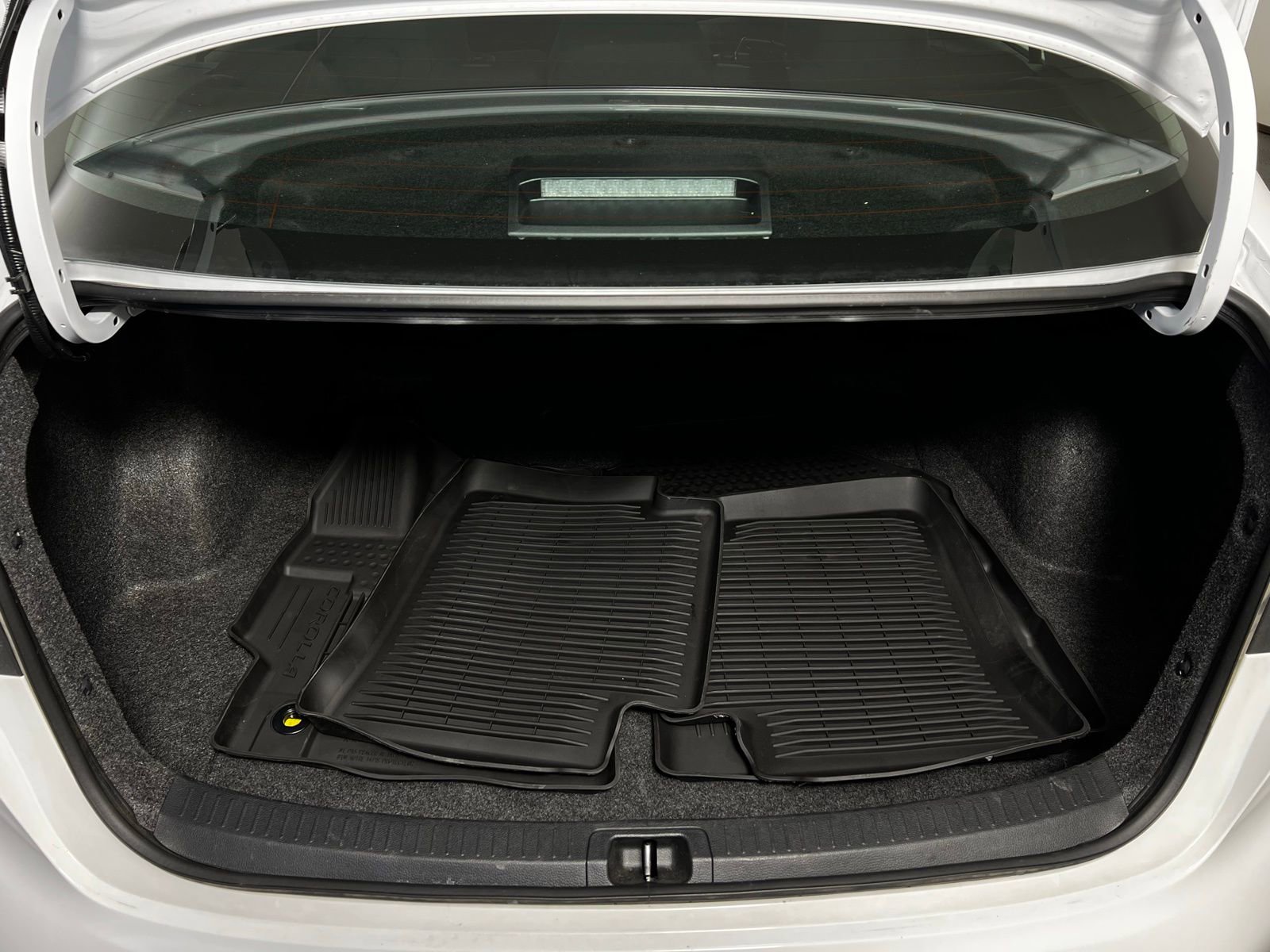 Certified 2025 Toyota Corolla LE image 22