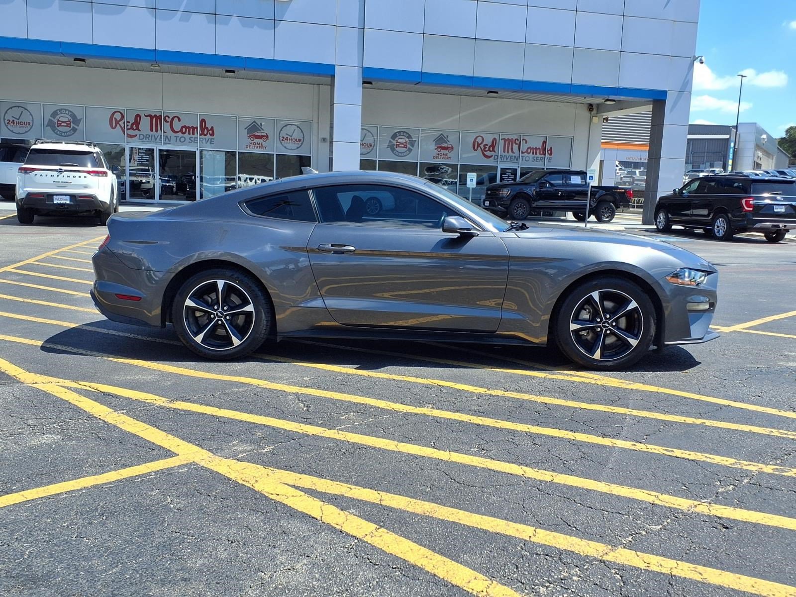 Certified 2020 Ford Mustang Coupe RWD image 5