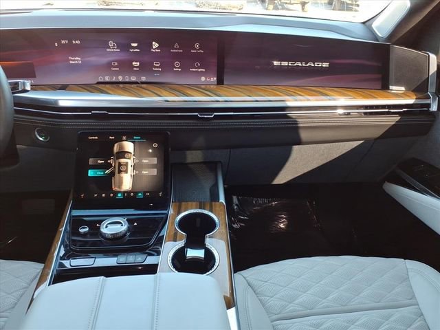 Used 2025 Cadillac Escalade Sport Platinum w/ LPO, ONYX Package image 18