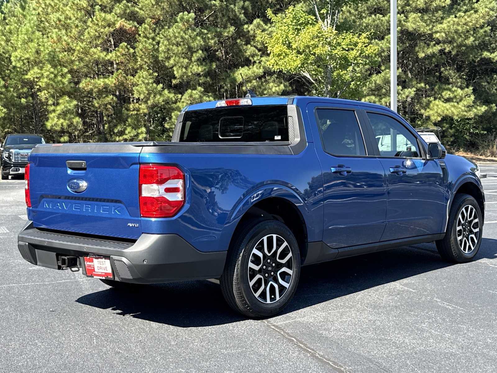Used 2024 Ford Maverick Lariat AWD/4WD image 27
