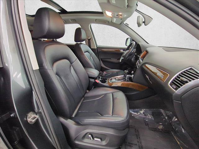 Used 2017 Audi Q5 2.0T Premium Plus AWD/4WD image 25