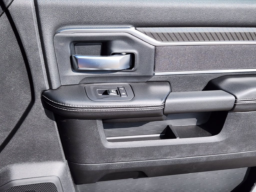 New 2026 RAM 2500 Big Horn AWD/4WD image 13