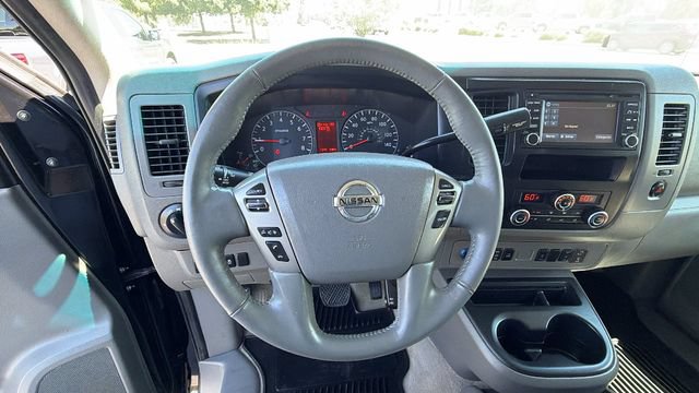 Used 2018 Nissan NV 3500 SL RWD image 20