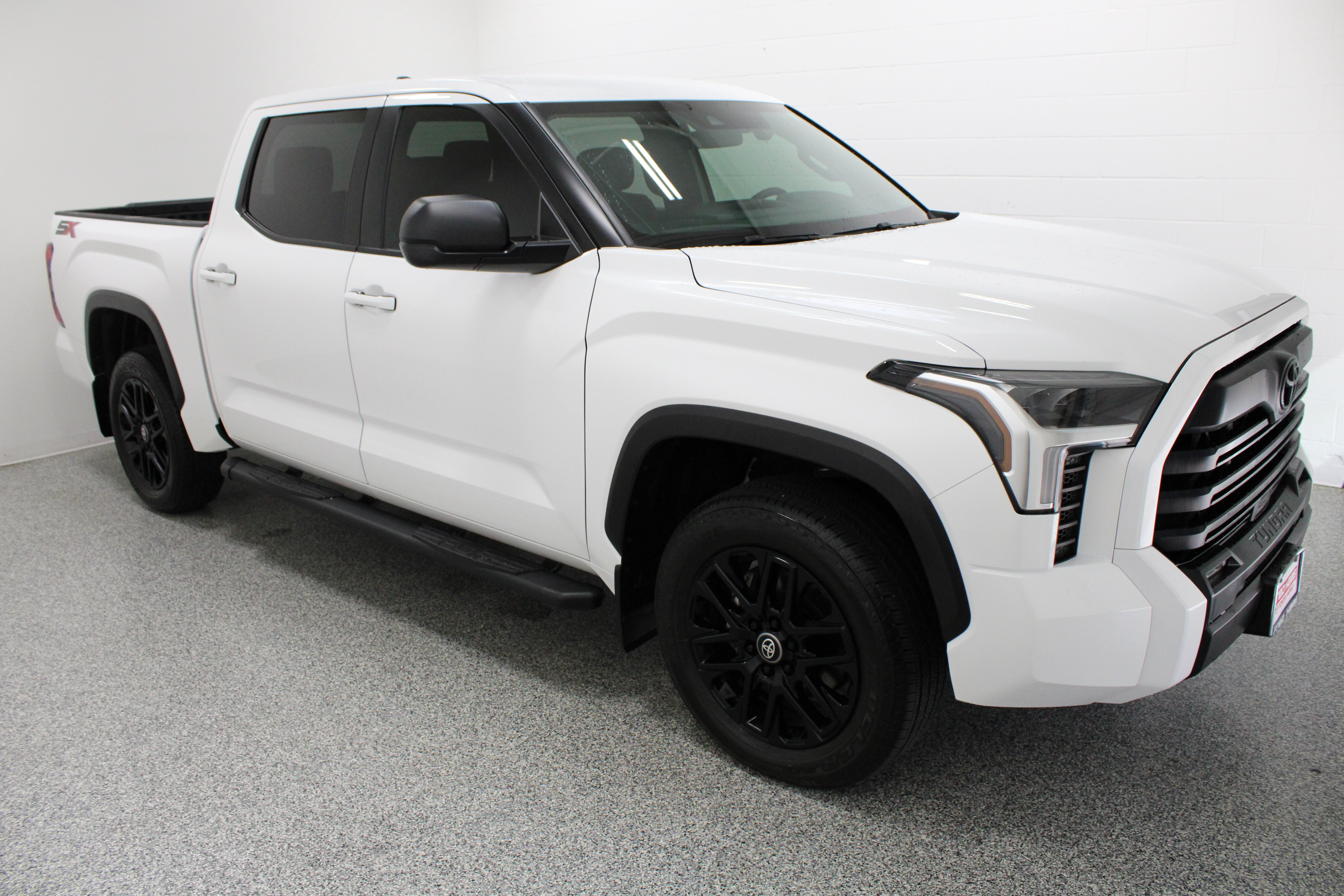 Used 2026 Toyota Tundra SR5 w/ SX Package AWD/4WD image 4