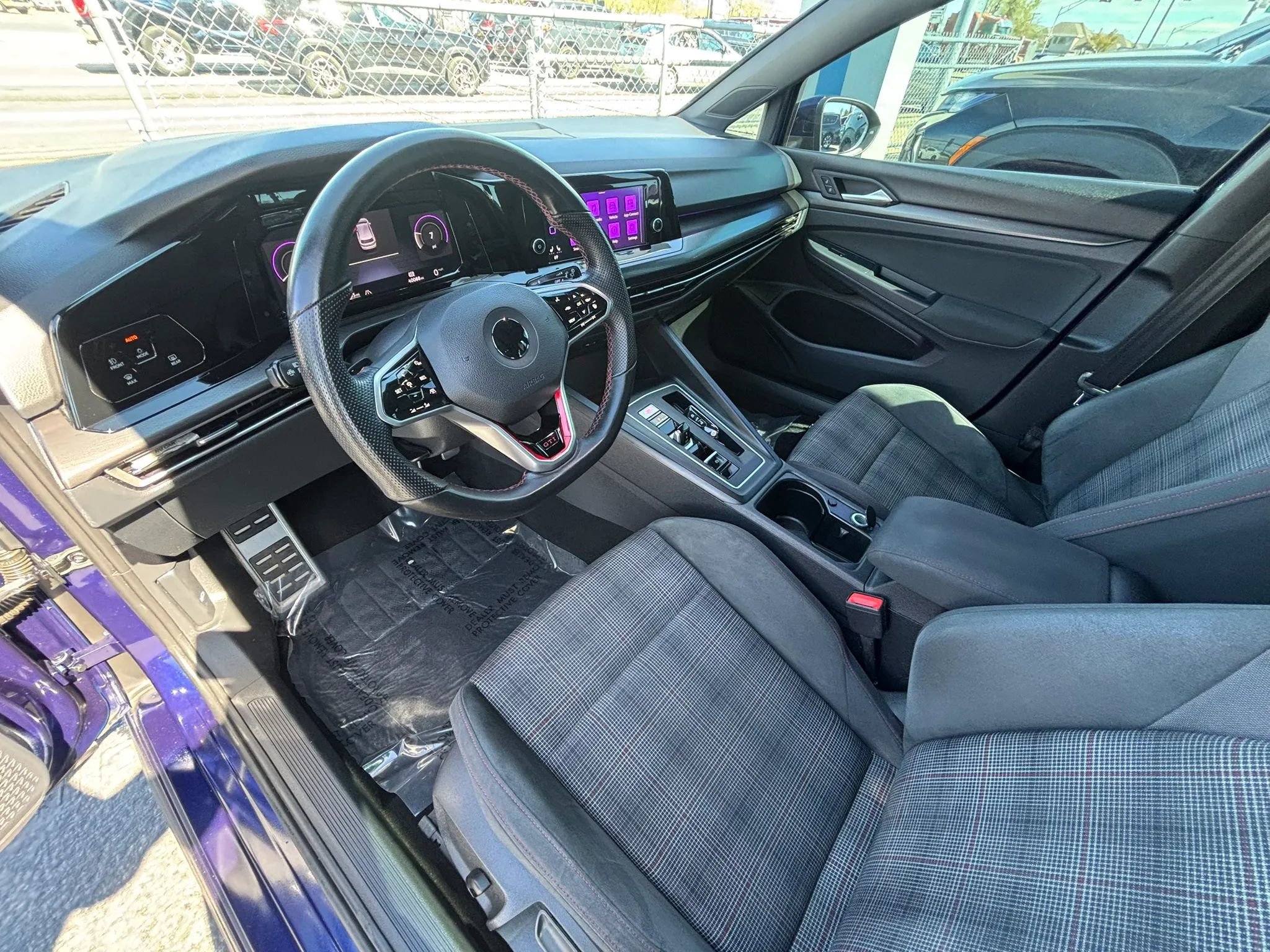 Used 2022 Volkswagen GTI S FWD image 10