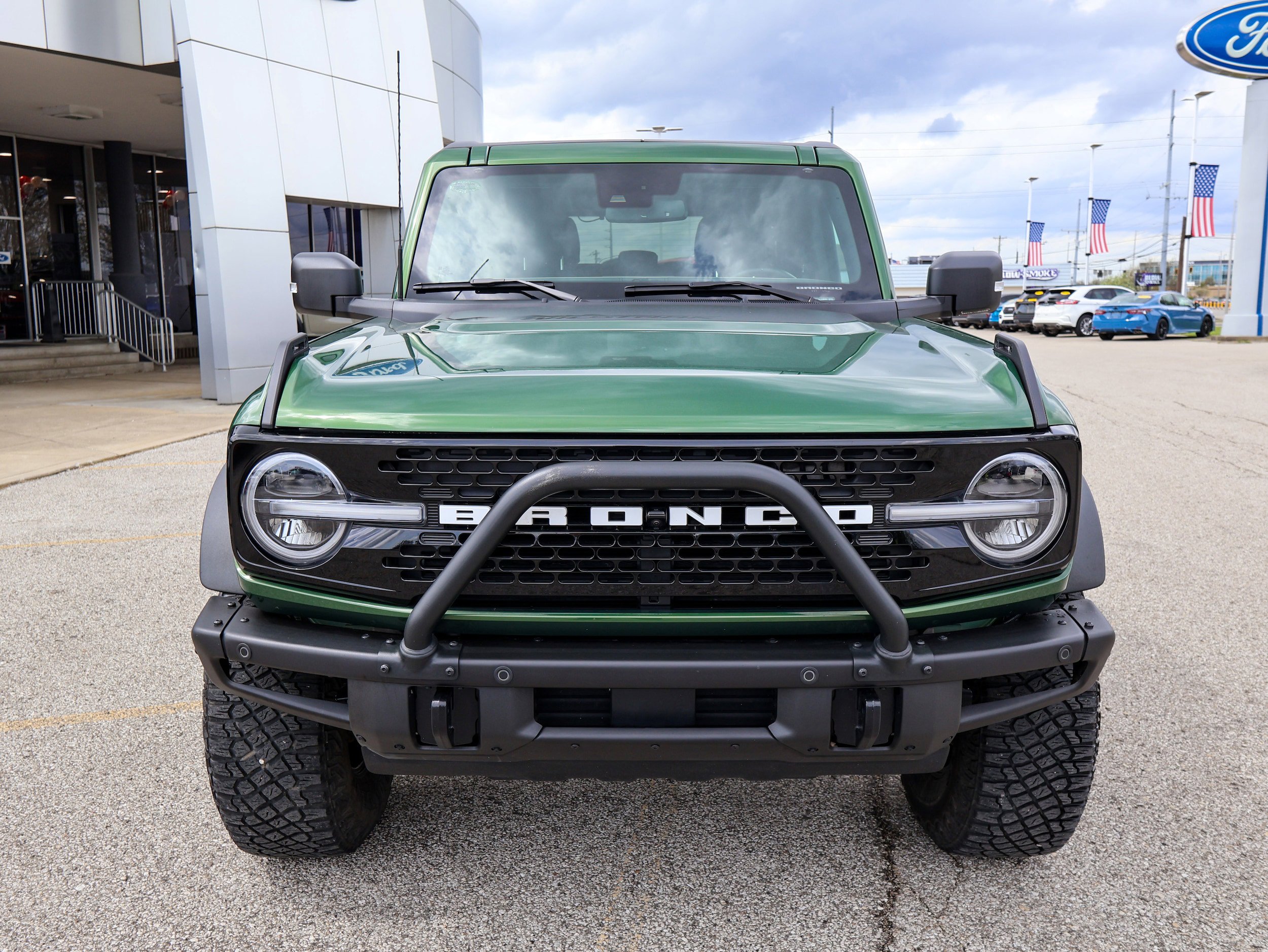 Used 2022 Ford Bronco Wildtrak image 8