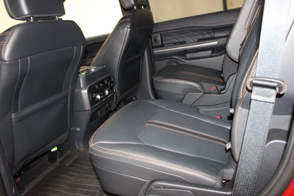 Used 2022 Ford Expedition Platinum AWD/4WD image 19