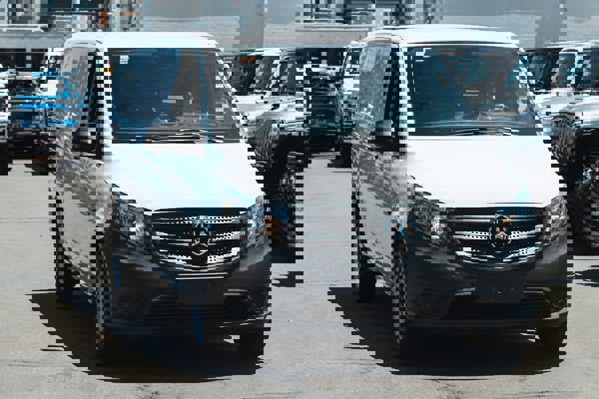 Used 2019 Mercedes-Benz Metris image 3
