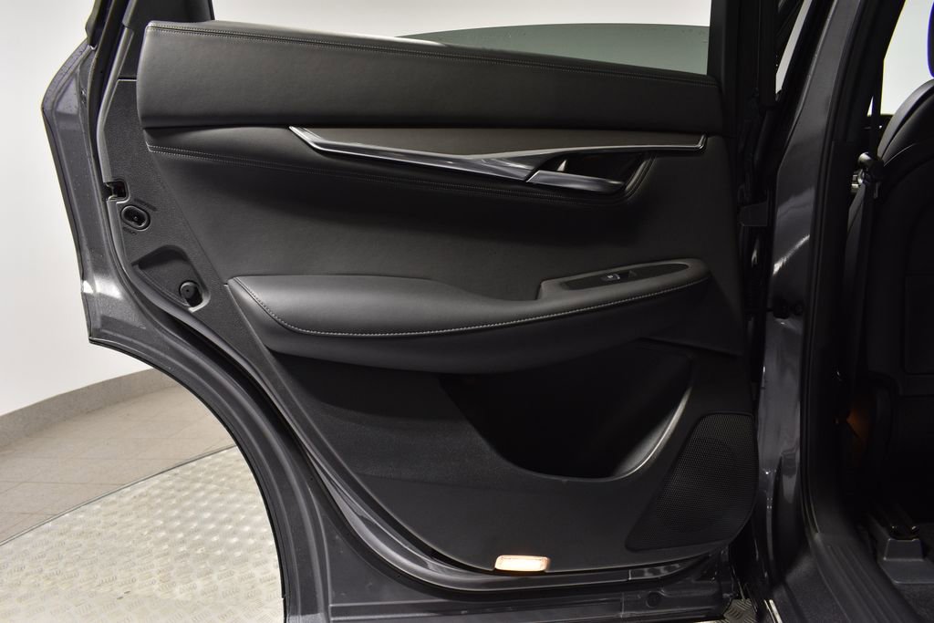 Certified 2025 INFINITI QX55 Luxe w/ Cargo Package image 27