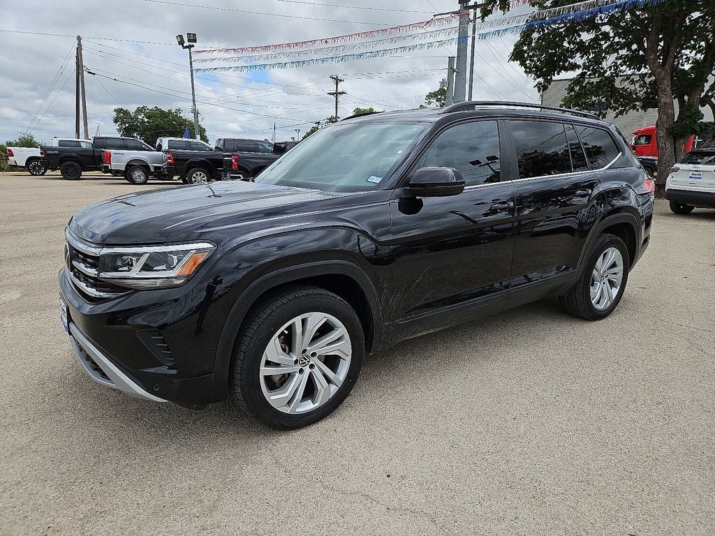 Used 2022 Volkswagen Atlas SE FWD image 2