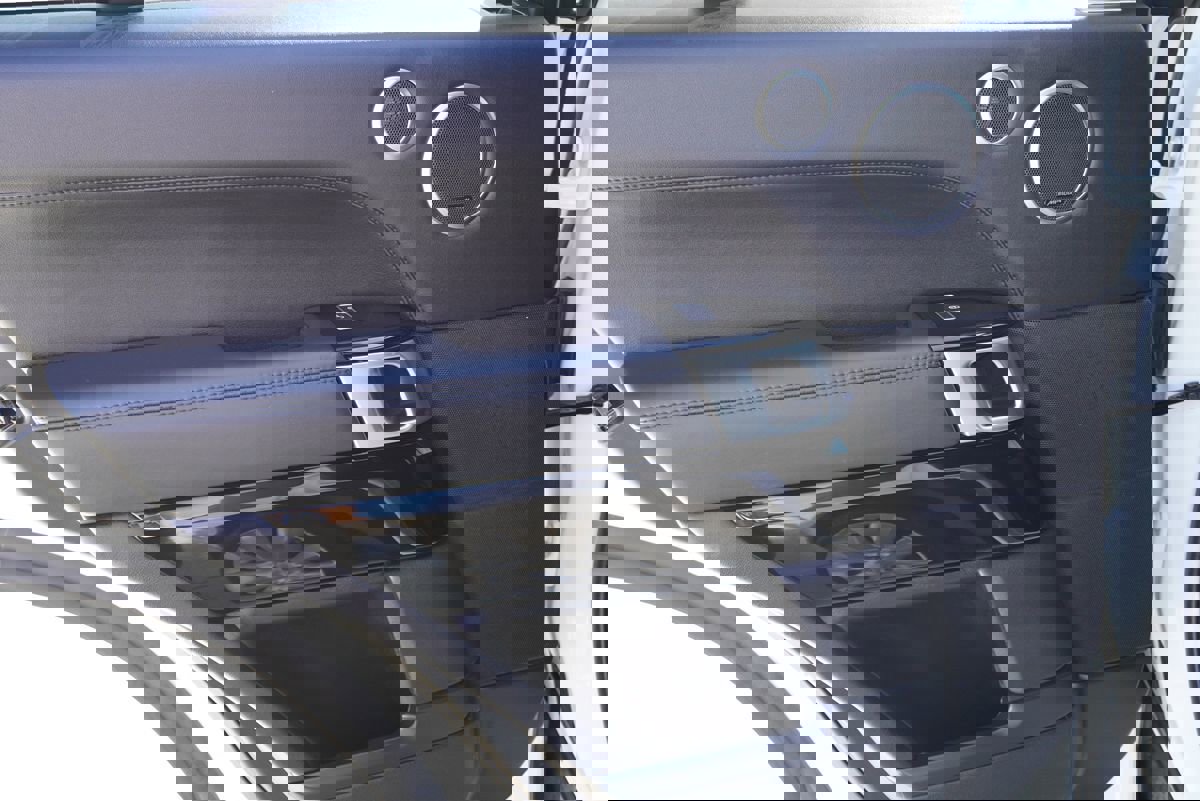 Used 2016 Land Rover Range Rover Supercharged image 20