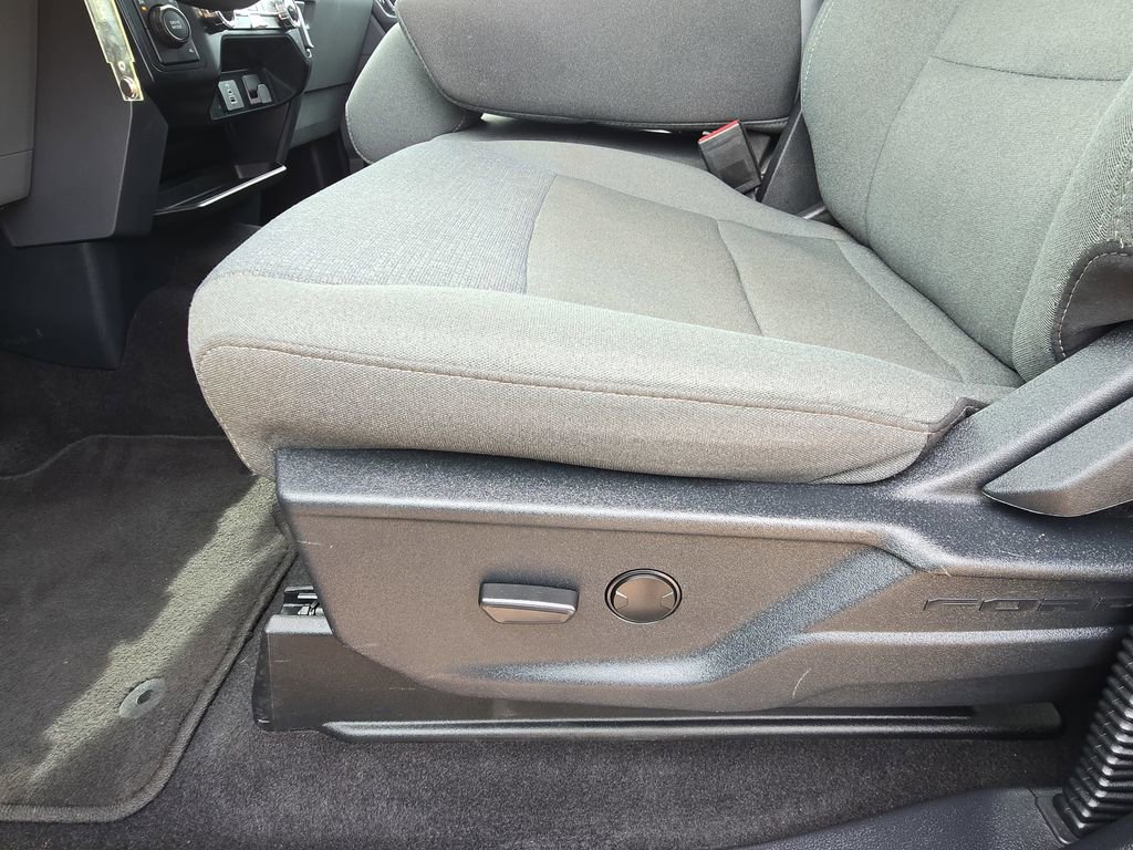 Used 2025 Ford F150 XLT w/ Equipment Group 301A Standard image 29